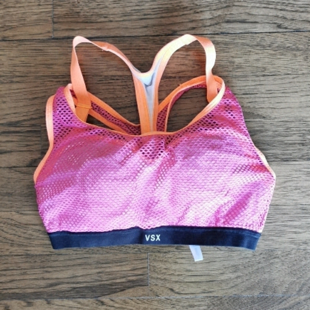 𝅺Victoria's Secret Bra VSX Underwire Sports 32C *